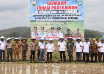 Gubernur Al Haris Bantu Perjuangkan Irigasi Batang Uleh Bungo