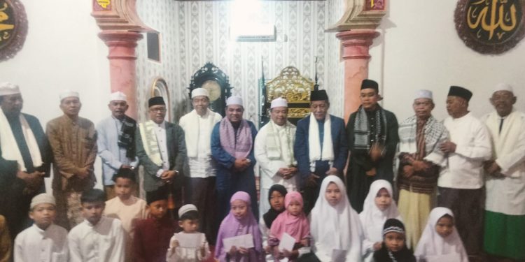 Wagub Sani Ajak Masyarakat Memakmurkan Masjid