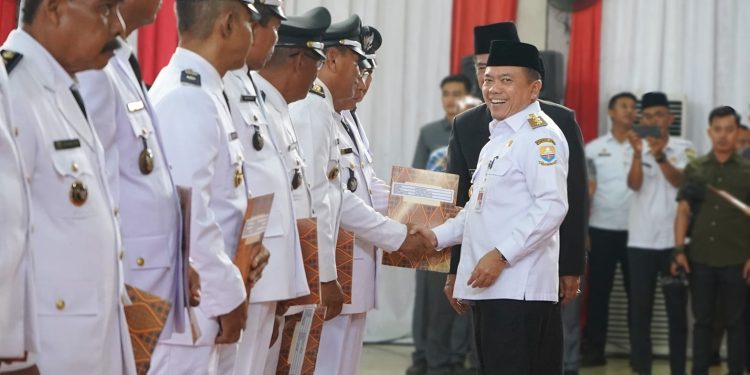 Gubernur Al Haris: Pengukuhan Kades Muaro Jambi Ke-2 se-Indonesia Setelah Bogor
