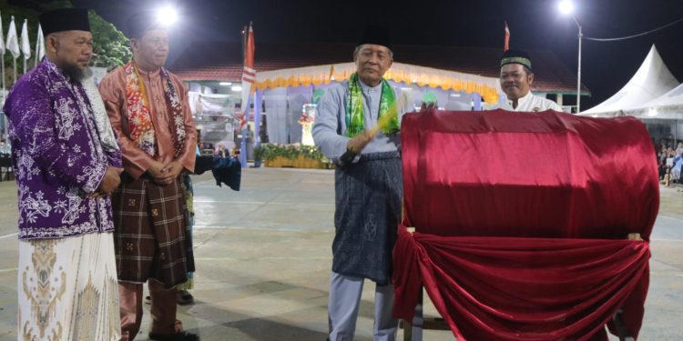 Ditandai dengan Pemukulan Bedug, Wagub Sani Buka MTQ Ke-16 Tingkat Kecamatan Betara