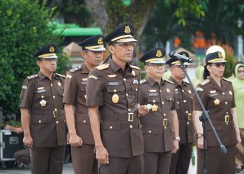 Kepala Kejaksaan Tinggi Jambi Pimpin Upacara Ziarah di Taman Makam Pahlawan