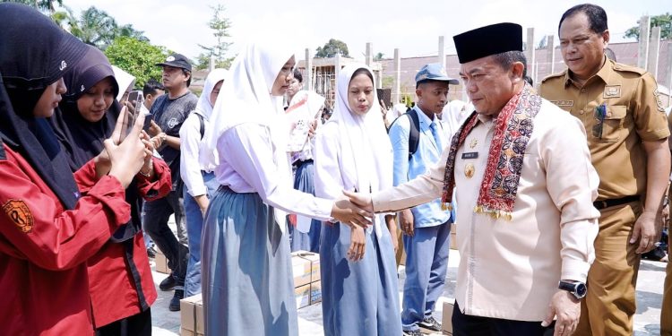 Gubernur Al Haris: Standar IPM dan Pendidikan Muaro Jambi Harus Sama dengan Daerah Lain