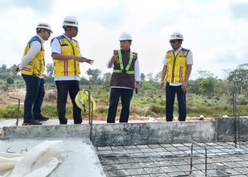 Gubernur Al Haris Pantau Pembangunan Tol Baleno, Progres Pekerjaan 92,5 Persen