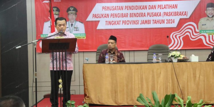 Gubernur Al Haris Motivasi 54 Calon Paskibraka Provinsi Jambi 