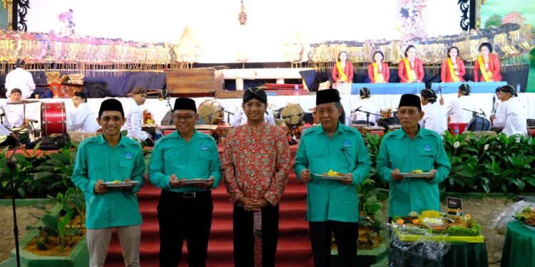 Wagub Sani Himbau PKK-J dan Wisnumurti Tetap Jaga Kebersamaan, Terus Berinovasi dan Berkreasi