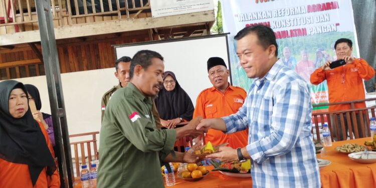 Al Haris Hadiri Peringatan Hari Tani Nasional Ke-64 di Sekretariat SPI Jambi 