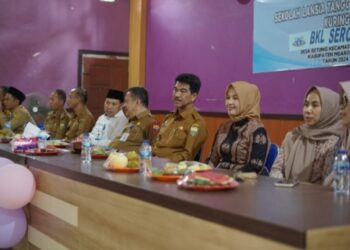 Pj Bupati Raden Najmi Jambi Membuka Secara Resmi Sekolah Lansia Tangguh