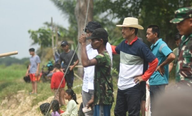 Raden Najmi Hadiri Tradisi Bekarang di Desa Sumber Jaya