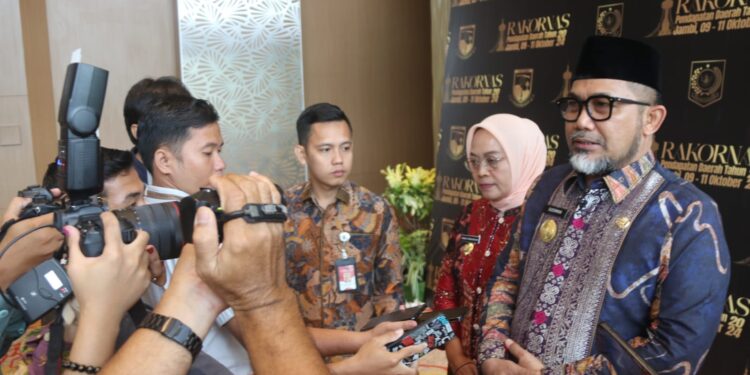 Di Forum Rakornas, Pjs. Gubernur Sudirman Dorong Penguatan Kelembagaan Pendapatan Daerah