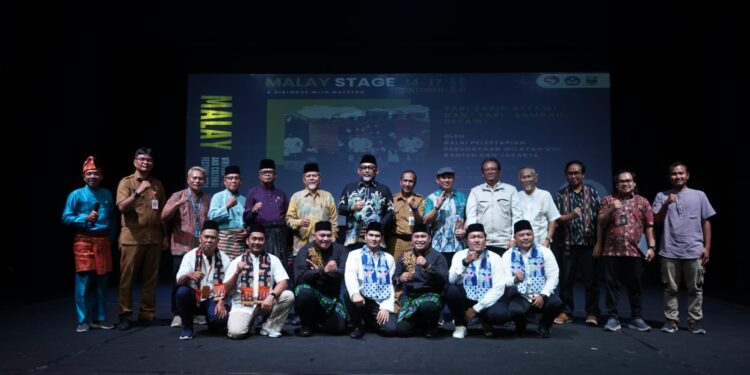 Buka MWCF 2024, Pjs. Gubernur Sudirman: Kita Harus Bangun Budaya Lokal di Tengah Ancaman Arus Globalisasi 