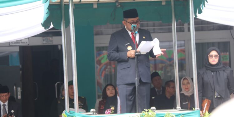 Peringati Hari Kesehatan Nasional, Pjs. Gubernur Sudirman Apresiasi Tenaga Kesehatan Atas Pelayanan Terbaik Kepada Masyarakat
