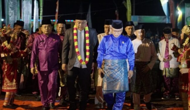 Ketua DPRD Muaro Jambi Hadiri Pembukaan MTQ Ke- 53 Tingkat Kecamatan Kumpeh