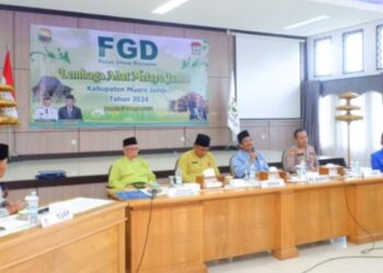 Pj Bupati Raden Najmi Membuka FGD Lembaga Adat Melayu Jambi 