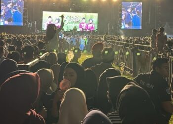 Wali Band Meriahkan Puncak HUT Batanghari ke 76