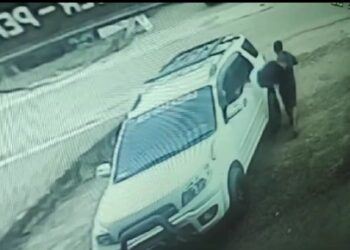 Aksi Perampok Pecah Kaca Mobil Kembali Terjadi, Dalam Sekejap 300 Juta Raib