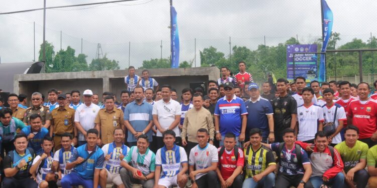 Gubernur Al Haris Buka Pertandingan Mini Soccer Piala Gubernur 2025