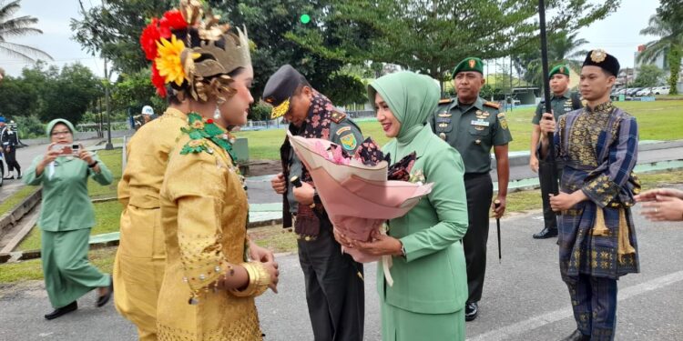 Kunjungan Danrem 042/Gapu ke Kodim 0415/Jambi Berlangsung Meriah dan Penuh Motivasi
