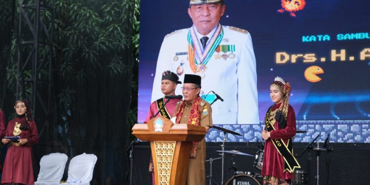 Wagub Sani Tegaskan Komitmen Dukung Pengembangan Pendidikan Berkualitas Melalui Penguatan Kurikulum Berbasis Teknologi 