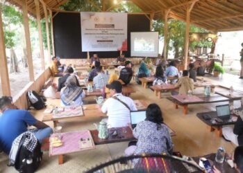 Sekda Muaro Jambi Hadiri FGD Kawasan Cagar Budaya Nasional di Danau Lamo 