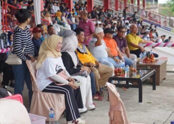 Pj Bupati Rd Najmi Menonton Secara Langsung Laga Grup A Gubernur Cup 2025, Muaro Jambi VS Tanjung Jabung Timur