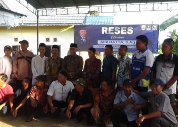 Reses ke Sungai Gelam, Ketua DPRD Muaro Jambi Soroti Absennya Kadis PUPR Yultasmi