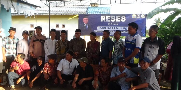 Reses ke Sungai Gelam, Ketua DPRD Muaro Jambi Soroti Absennya Kadis PUPR Yultasmi