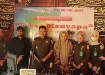 Kejari Muaro Jambi Gelar Jaksa Menyapa Kupas Bahaya Judi Online di Radio Kedaton 