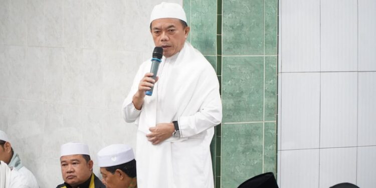 Safari Subuh Keliling, Gubernur Al Haris Himbau Masyarakat Agar Tidak Melalaikan Shalat