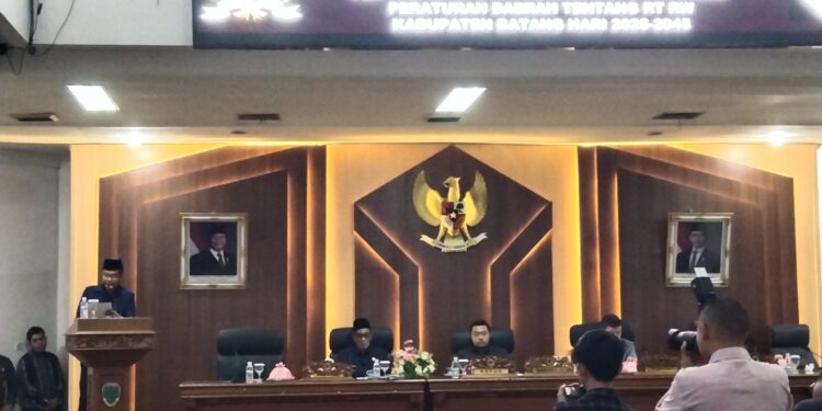 DPRD Batanghari gelar Paripurna Rancangan Peraturan Daerah Tentang RT RW Tahun 2025-2045