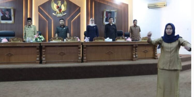 DPRD sampaikan pandangan fraksi Ranperda tentang RT RW Kabupaten Batang Hari
