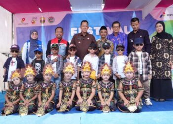 Bupati BBS Hadiri Festival PAUD Patra Serandi Desa Talang Belido