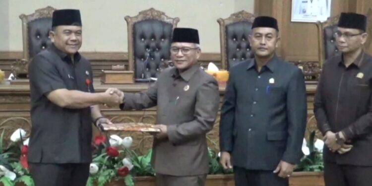 DRPD Muaro Jambi Gelar Rapat Paripurna Penyampaian Laporan Hasil Pelaksanaan Reses Tahap 2 