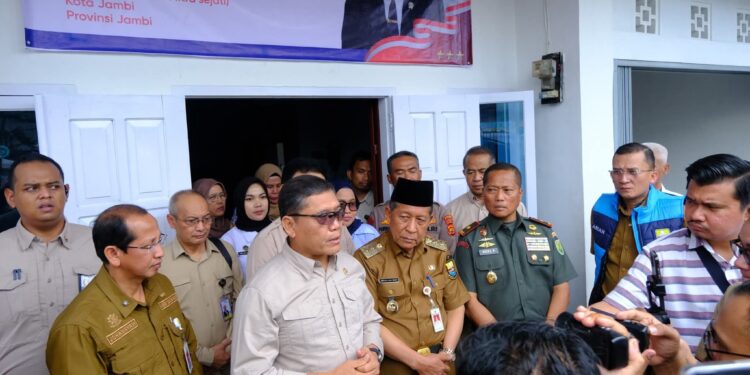 Wagub Sani Dampingi Kunker Kepala KSP Tinjau SPPG 