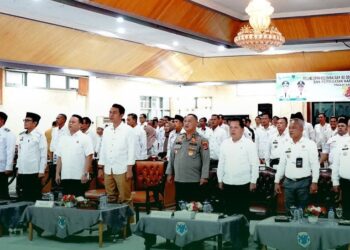 Bupati dan Ratusan Kades, Lurah dan ketua BPD Se Batanghari Ikuti zoom Peresmian Koperasi merah putih Melalui zoom bersama Presiden