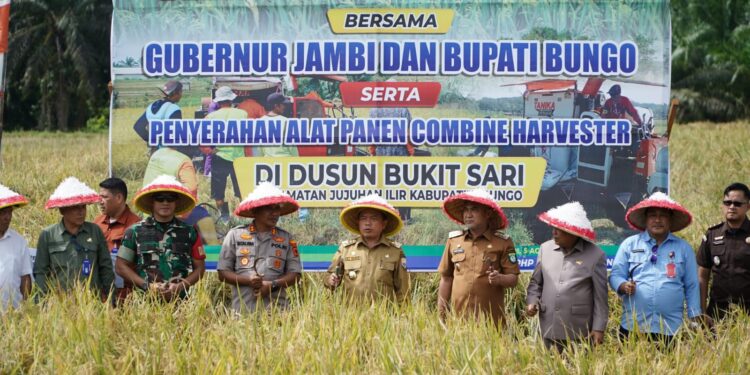 Gubernur Al Haris Salurkan Bantuan Rp. 9,5 Miliar untuk Dukung Swasembada Pangan di Bungo