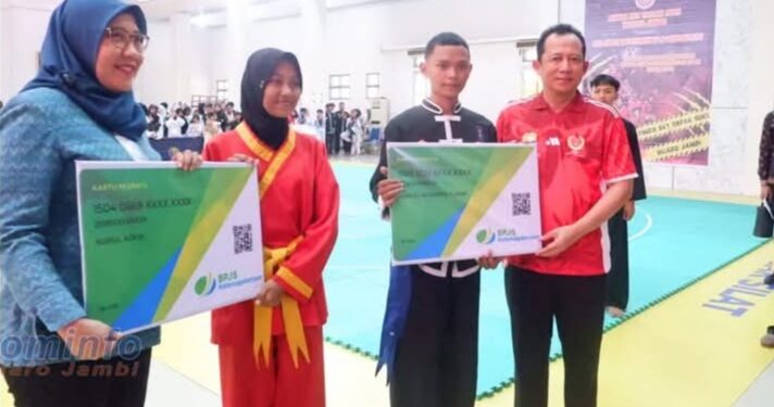 Bupati BBS Membuka PORKAB Pencak Silat Muaro Jambi Tahun 2025