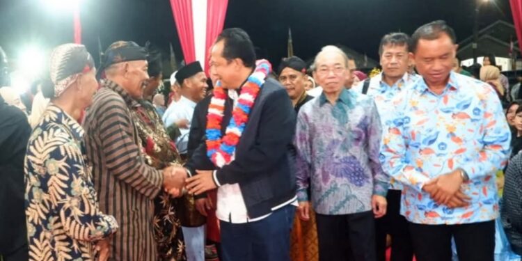 Bupati BBS Hadiri HUT ke-43 Desa Bukit Baling