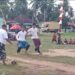 Keseruan Sepak Bola Sarung Warnai Lomba HUT Ke-80 RI di Kampung Baru