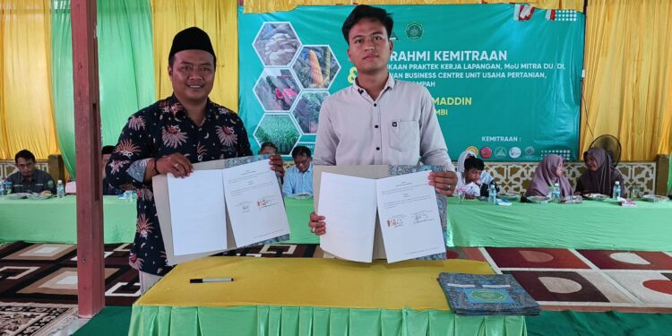 Bank Sampah Karya Sejahtera Desa Sebapo dan SMK Al Ihya Ulumaddin Teken MoU, Lahirkan Bank Sampah Sekolah Pertama di Muaro Jambi