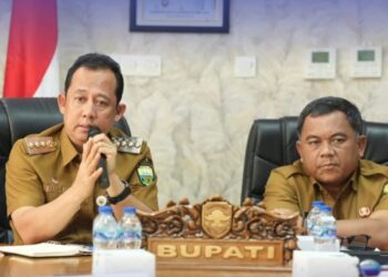 Bupati BBS Pimpin Rapat Mediasi  Permasalahan Lahan Pencadangan TSM SP. IV Gambut Jaya