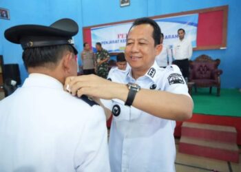 Bupati BBS Melantik Penjabat Kepala Desa Kota Karang 