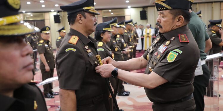 Jaksa Agung Melantik Sugeng Hariadi, S.H., M.H. sebagai Kepala Kejaksaan Tinggi Jambi