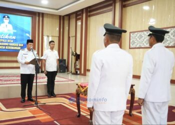 Bupati BBS Lantik Pj Kades Kasang Tanjung Nangko dan Pj Kades Kedemangan