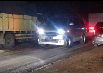 Sopir Angkutan Batu Bara: Kami dilepas Sebelum Jam 22.00 Wib di Desa Amplu