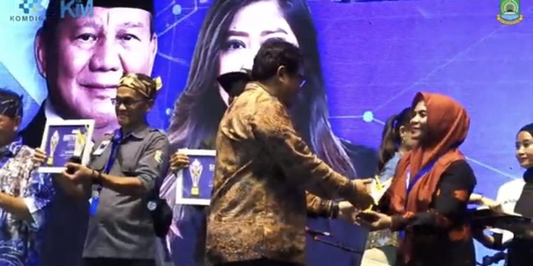 KIM Purwo Bakti Bersinergi Sabet Penghargaan, KIM FEST Nasional 2025 Perkuat Sinergi Komunikasi Publik Daerah