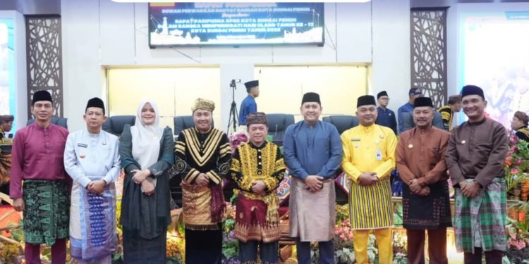 Bupati BBS Hadiri Peringatan HUT ke-17 Kota Sungai Penuh 