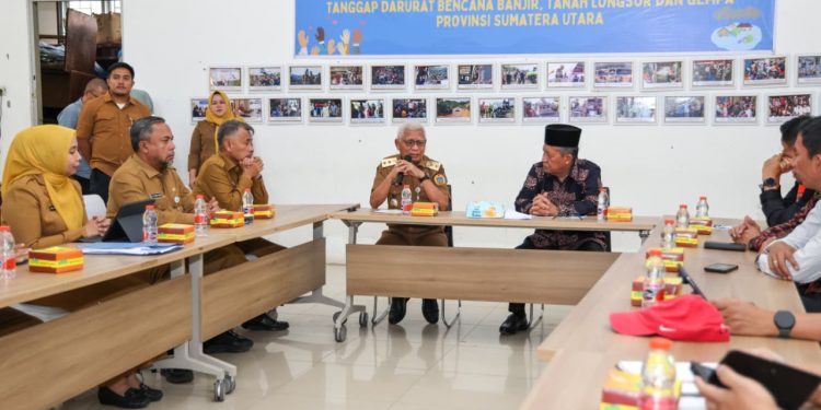 Sumut – Jambi Bersatu Tangani Bencana: Wagub Sani Bawa Dana Rp. 550 Juta dan 10 Ton Beras Ke Medan