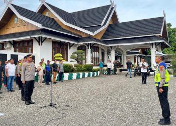 Ratusan Personel Gabungan Siaga, Polres Sarolangun Gelar Apel Pengamanan Malam Tahun Baru 2026