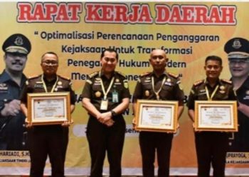 Dihari Peringatan Hakordia 2025, Kajari Tanjabtim Borong 4 Penghargaan Bergengsi