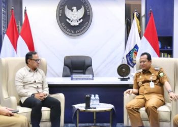 Percepat Proses Pemekaran 4 Desa, Bupati Bambang Bayu Suseno Temui Wamendagri di Jakarta 